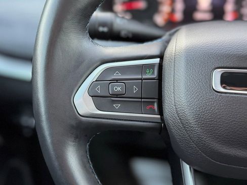 Used 2022 Jeep Compass Latitude w/ Convenience Group image 12