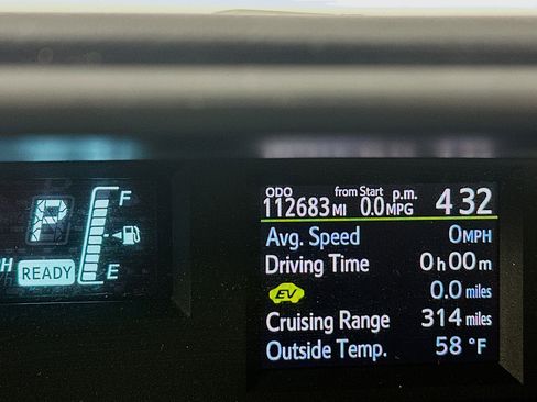 Used 2014 Toyota Prius C Three image 18