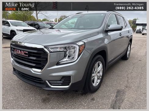 Used 2024 GMC Terrain SLE w/ Driver Convenience Package FWD image 1