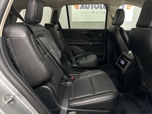 Used 2023 Lincoln Aviator Reserve w/ Equipment Group 201A image 41