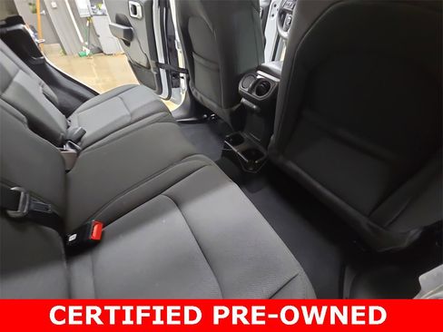 Used 2022 Jeep Wrangler Unlimited Sport image 12