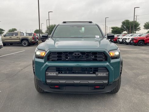 New 2026 Toyota 4Runner TRD Off-Road Premium AWD/4WD image 2