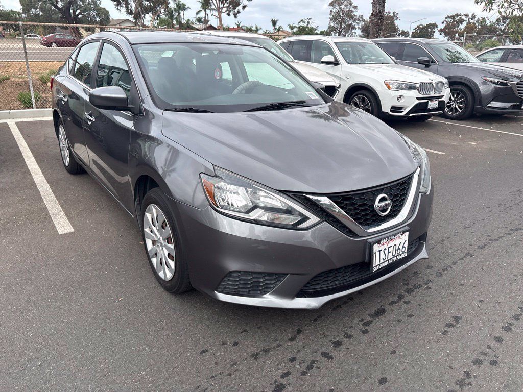 Used 2016 Nissan Sentra SV FWD image 5