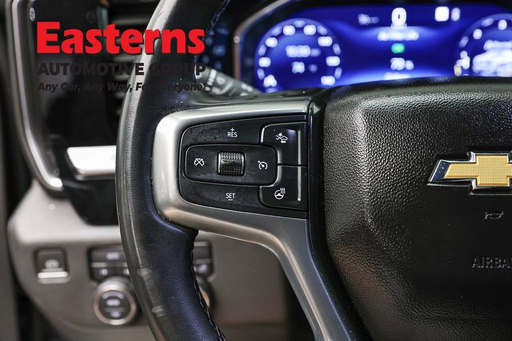 Used 2023 Chevrolet Silverado 1500 LT AWD/4WD image 15