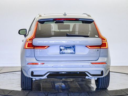 New 2026 Volvo XC60 B5 Plus w/ Climate Package PRO image 3