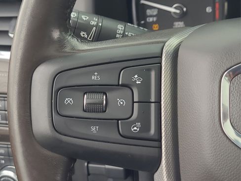 Used 2021 GMC Yukon Denali w/ Denali Premium Package image 26