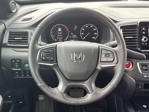 Used 2025 Honda Ridgeline TrailSport image 24