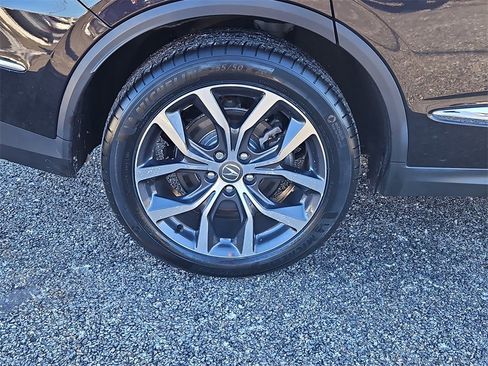 Used 2023 Acura MDX SH-AWD w/ Technology Package image 9