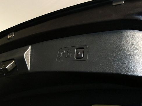 Used 2021 Lincoln Corsair Reserve w/ Equipment Group 201A image 31