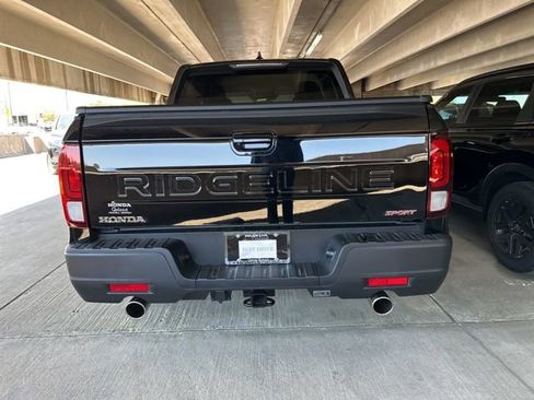 Certified 2025 Honda Ridgeline Sport image 5