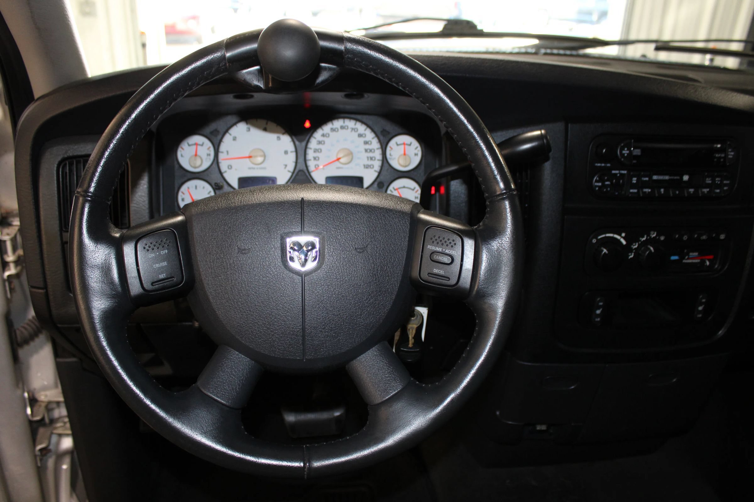 Used 2005 Dodge Ram 2500 Truck SLT RWD image 14
