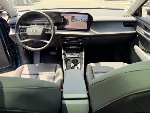 New 2026 Audi Q3 quattro 2.0T AWD/4WD image 17