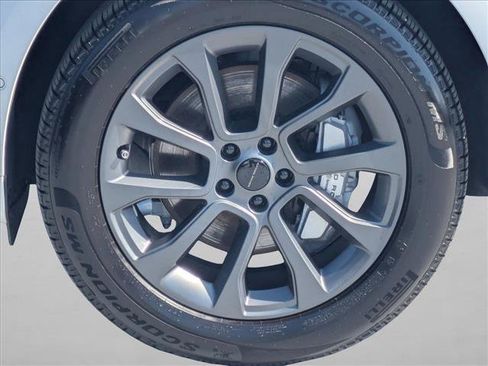 Certified 2026 Land Rover Range Rover Sport Dynamic SE AWD/4WD image 26