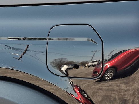 Certified 2025 Ford Bronco Big Bend image 32