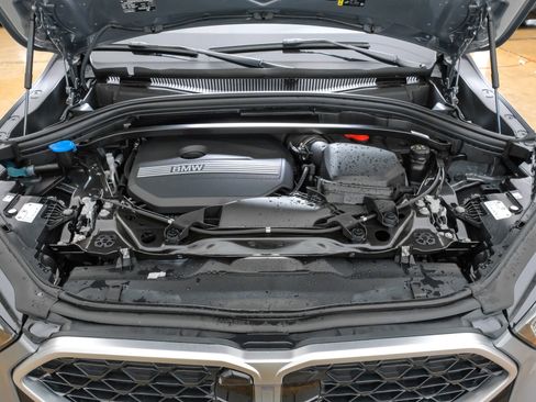 Used 2025 BMW X2 xDrive28i image 63