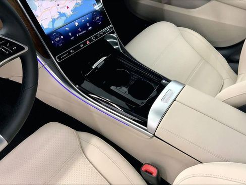 New 2026 Mercedes-Benz C 300 Sedan image 27
