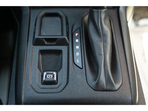 Used 2023 Chevrolet Colorado W/T w/ WT Convenience Package RWD image 16