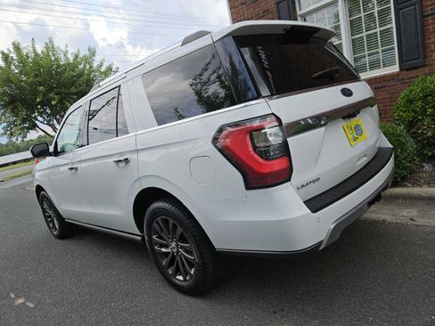 Used 2020 Ford Expedition Limited RWD image 3
