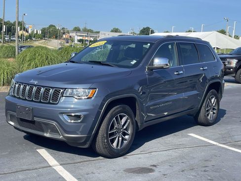Used 2020 Jeep Grand Cherokee Limited AWD/4WD image 3