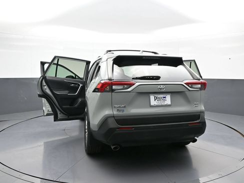 Certified 2020 Toyota RAV4 XLE Premium AWD/4WD image 48