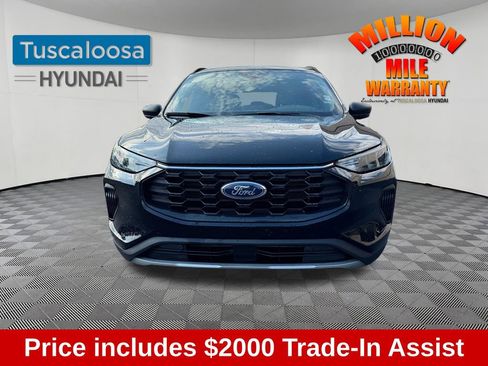 Used 2025 Ford Escape ST-Line image 9