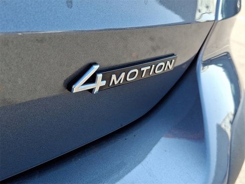 Used 2022 Volkswagen Taos SE image 32