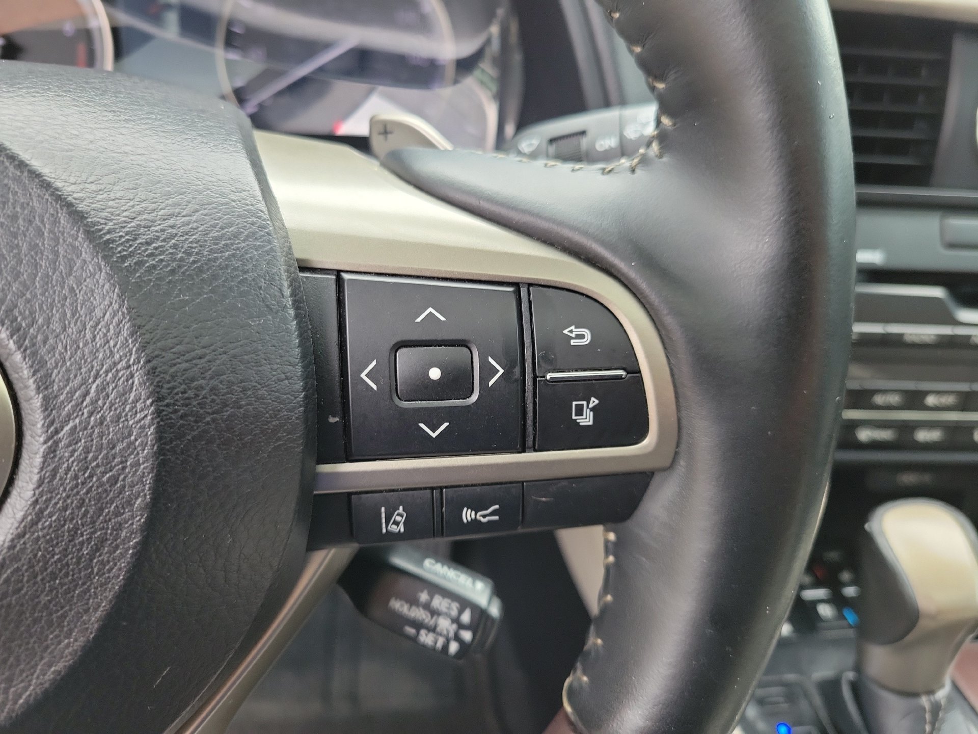Used 2021 Lexus RX 350 FWD w/ Premium Package image 35