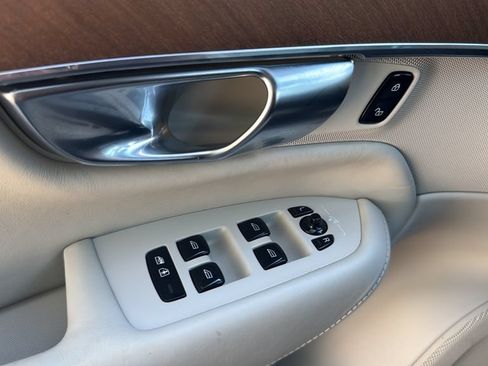 Used 2019 Volvo XC90 T6 Inscription w/ Protection Package Premier AWD/4WD image 29