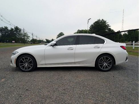 Used 2022 BMW 330i xDrive Sedan w/ Premium Package 2 AWD/4WD image 9