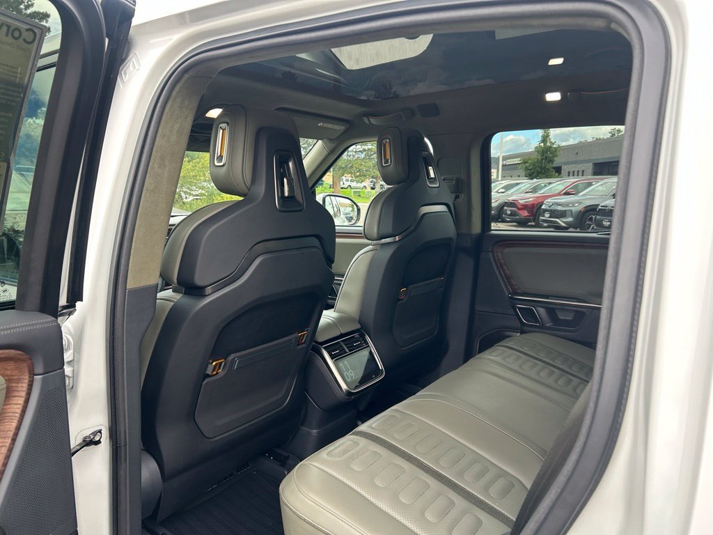 Used 2022 Rivian R1T Adventure AWD/4WD image 20
