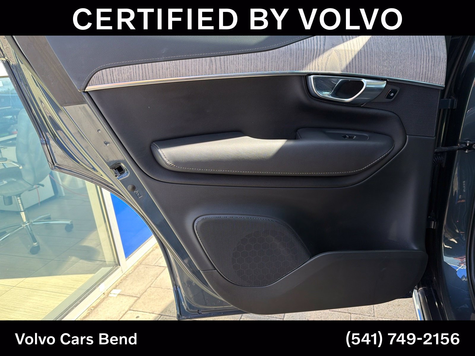 Used 2023 Volvo XC90 T8 Ultimate w/ Protection Package Premier AWD/4WD image 21