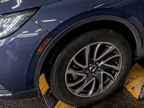 Used 2022 Lincoln Corsair AWD w/ Equipment Group 101A image 7