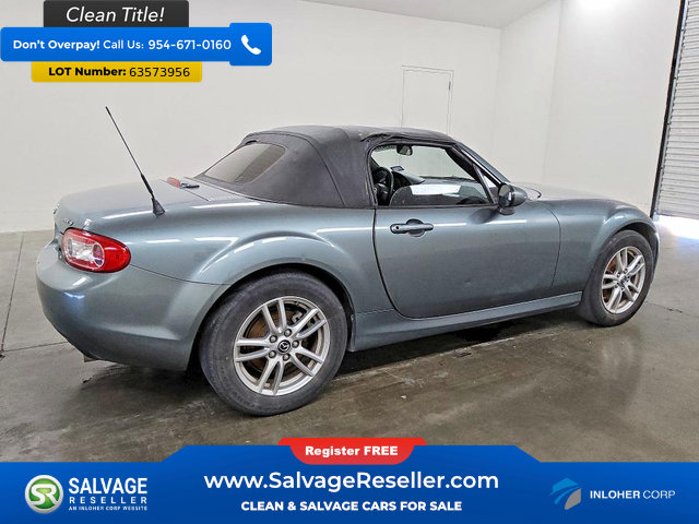 Used 2013 MAZDA MX-5 Miata Sport RWD image 4