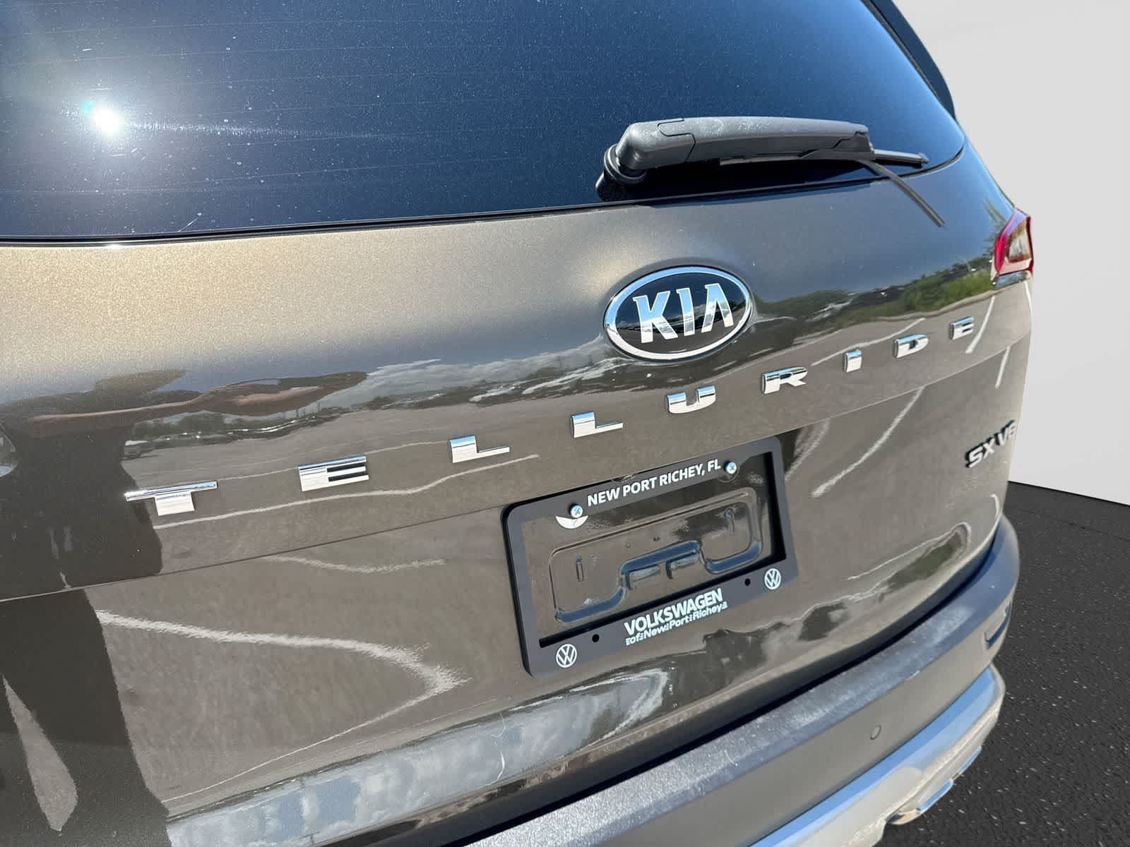 Used 2020 Kia Telluride SX w/ SX Prestige Package AWD/4WD image 19