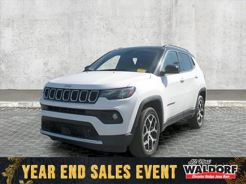 Used 2024 Jeep Compass Limited image 4