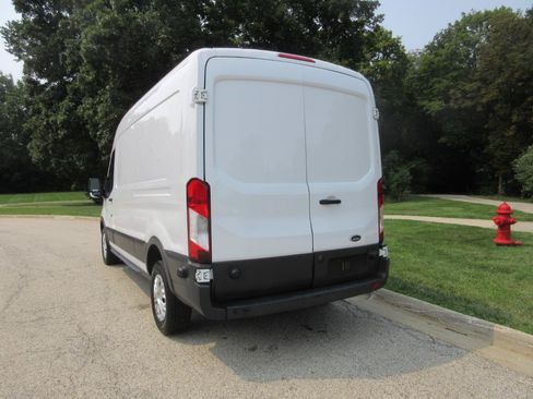 Used 2016 Ford Transit 250 148 Medium Roof RWD image 28