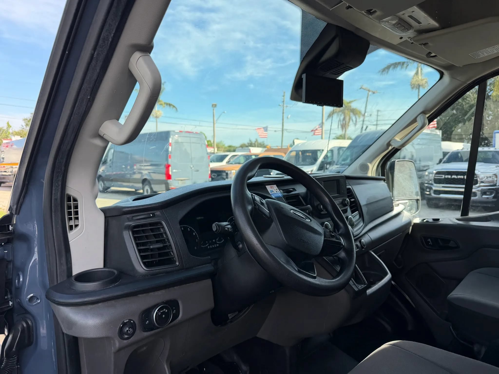 Used 2020 Ford Transit 250 148 High Roof Extended RWD image 12