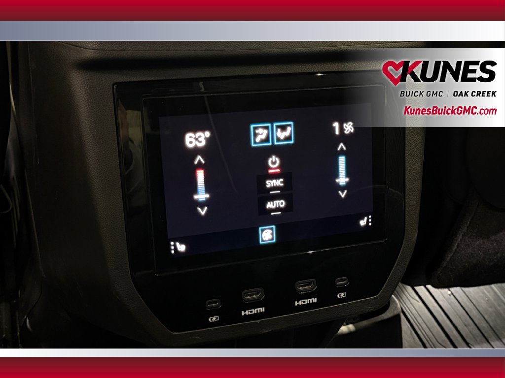 Used 2025 GMC Yukon Denali Ultimate w/ LPO, Floor Liner Package AWD/4WD image 37