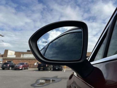 Used 2023 Buick Envision Preferred image 12