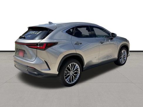 Used 2022 Lexus NX 350 AWD image 5