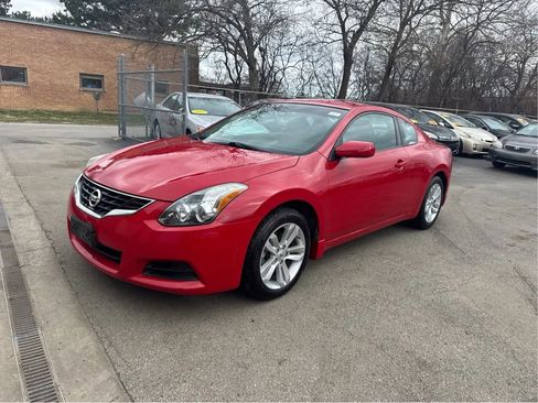 Used 2012 Nissan Altima 2.5 S FWD image 1