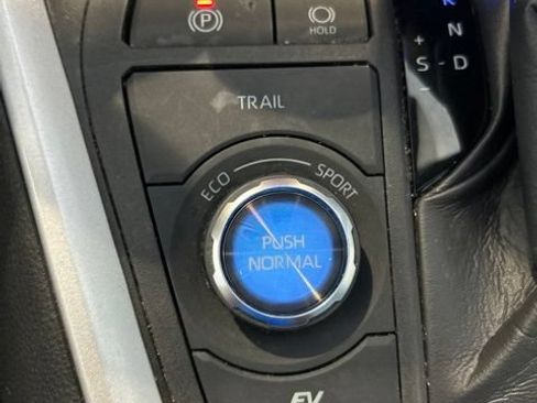 Certified 2024 Toyota RAV4 XSE w/ Advanced Technology Package AWD/4WD image 15