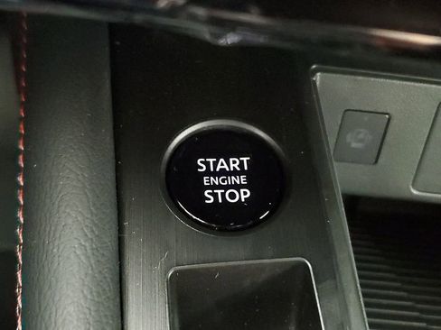 New 2026 Nissan Kicks SR image 20