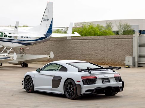 Used 2018 Audi R8 V10 plus image 6