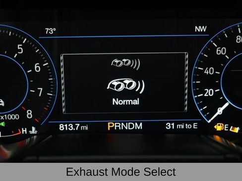 Used 2022 Ford Mustang Shelby GT500 w/ Technology Package image 32