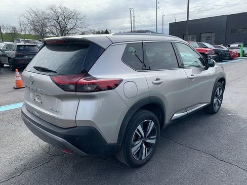 Used 2023 Nissan Rogue SL image 7