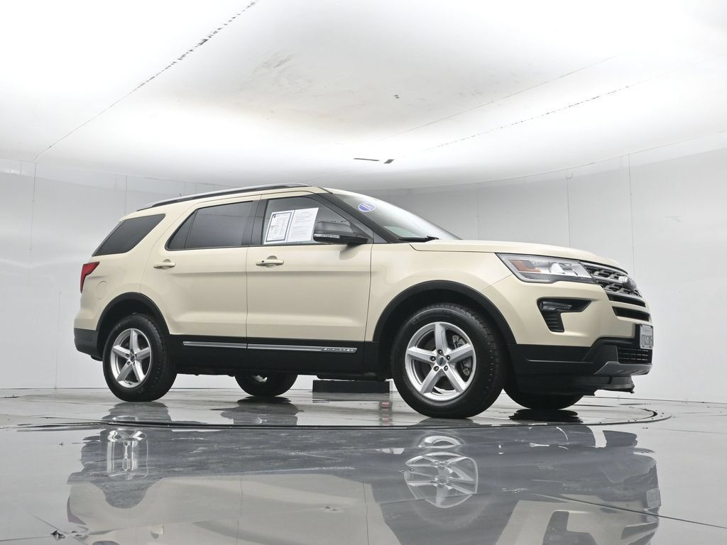 Certified 2018 Ford Explorer XLT w/ Equipment Group 201A FWD image 52