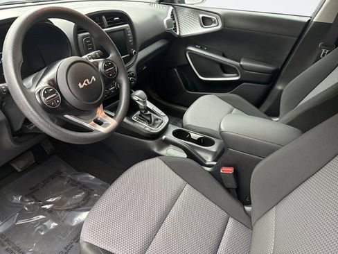 Used 2024 Kia Soul LX w/ Option Group 015 image 10