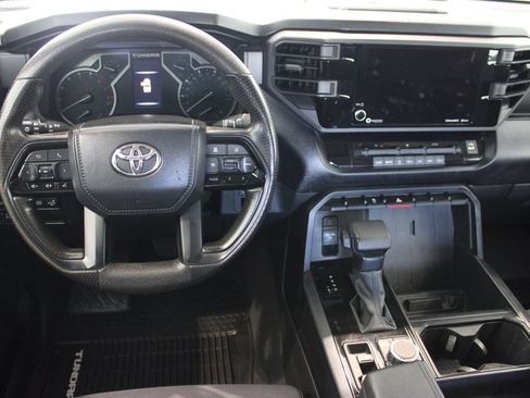 Used 2023 Toyota Tundra SR5 w/ SR5 Convenience Package AWD/4WD image 6