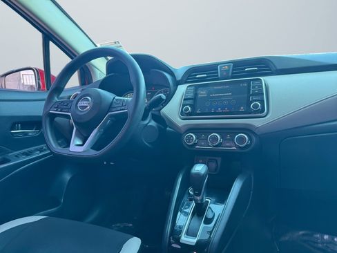 Used 2021 Nissan Versa SV image 14